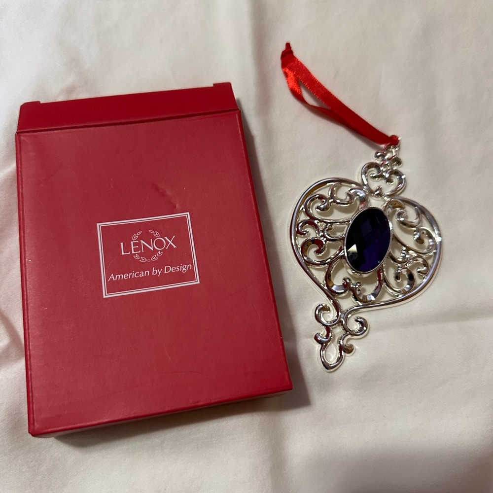 LENOX -2015 Bejeweled Collection -Silverplate Ornament - Purple Amethyst Spire